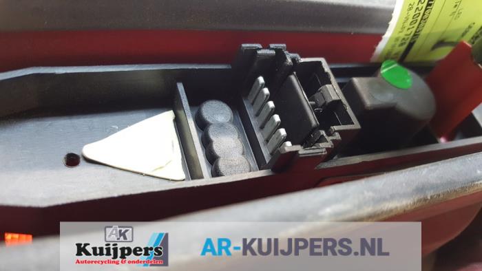 Achterlicht links - Renault Kangoo
