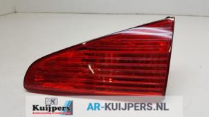 Gebruikte Achterlicht rechts Peugeot 607 (9D/U) 2.9 V6 24V Prijs € 15,00 Margeregeling aangeboden door Autorecycling Kuijpers