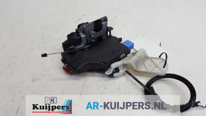 Deurslot Mechaniek 4Deurs links-achter - Volkswagen Golf