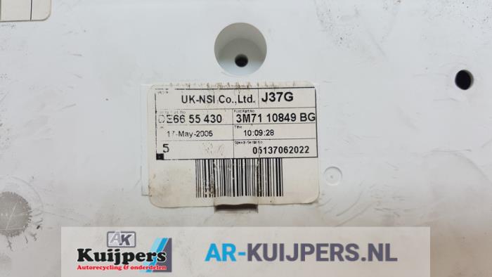 Kilometerteller KM - Mazda 2.