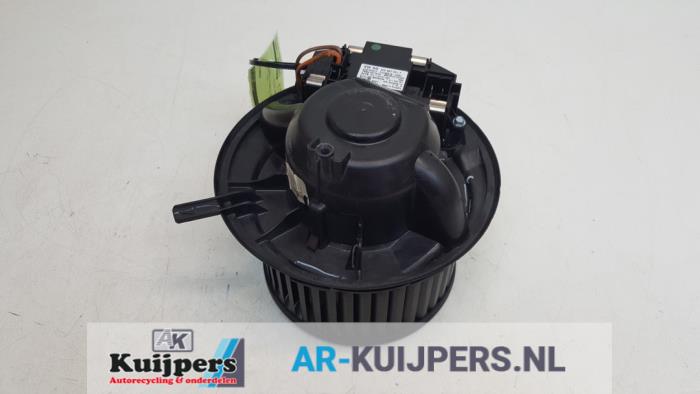 Kachel Ventilatiemotor - Volkswagen Golf