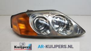Gebruikte Koplamp rechts Hyundai Coupe 2.0i 16V CVVT Prijs € 49,00 Margeregeling aangeboden door Autorecycling Kuijpers