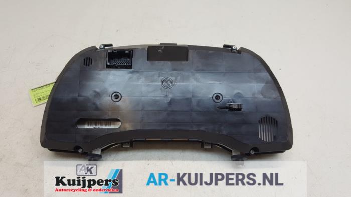 Kilometerteller KM - Fiat Punto Grande