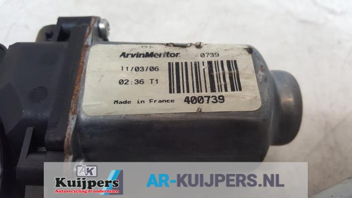 Ruitmechaniek 2Deurs links-voor - Renault Master