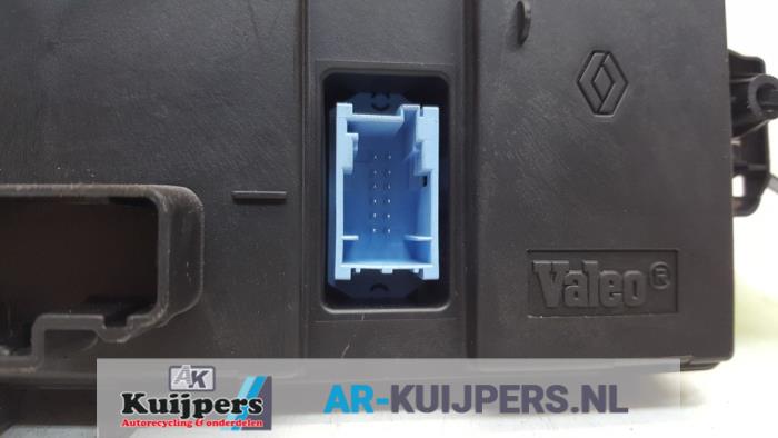 Kachel Bedieningspaneel - Renault Clio