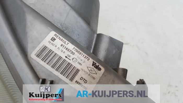 Koplamp rechts - Nissan Primastar