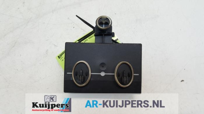 Centrale Deurvergrendelings Module - Volkswagen Golf
