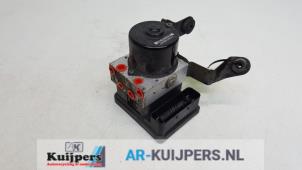 Gebruikte ABS Pomp Mazda 5 (CR19) 2.0i 16V Prijs € 30,00 Margeregeling aangeboden door Autorecycling Kuijpers