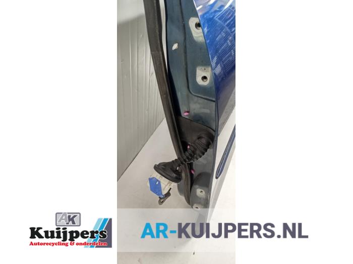 Portier 4Deurs links-voor - Mazda 5.