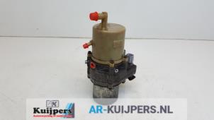 Gebruikte Stuurbekrachtiging Pomp Mazda 5 (CR19) 2.0i 16V Prijs € 35,00 Margeregeling aangeboden door Autorecycling Kuijpers