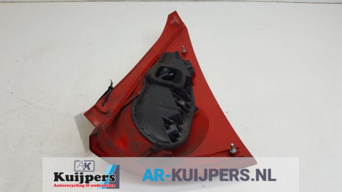 Achterlicht links - Peugeot 107