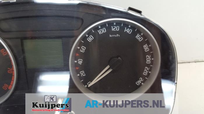 Kilometerteller KM - Skoda Roomster