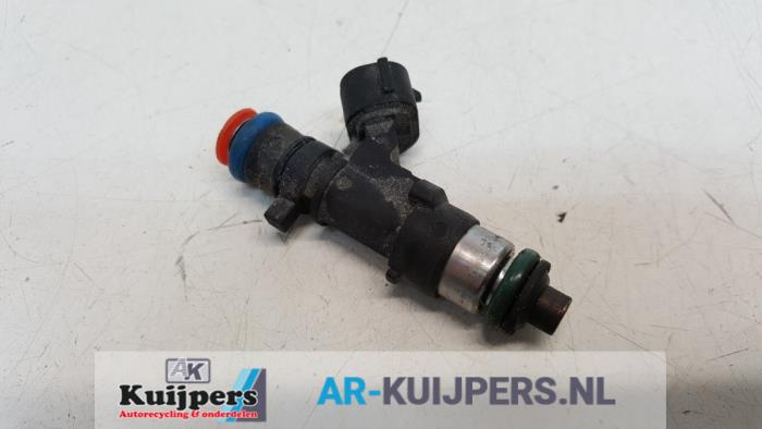 Injector (benzine injectie) - Mitsubishi Lancer