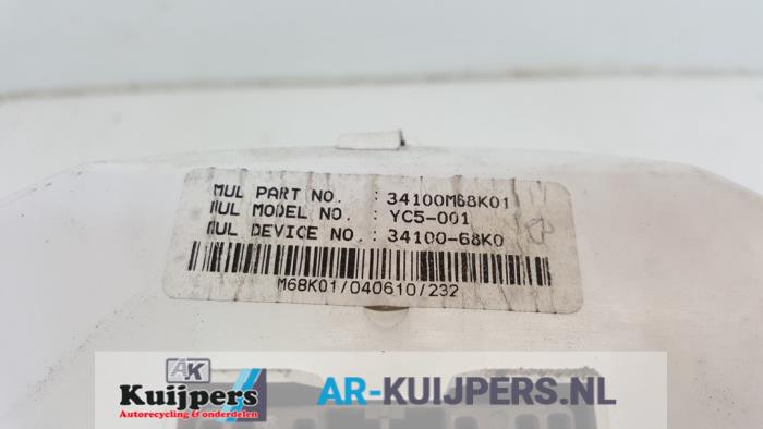 Kilometerteller KM - Suzuki Alto