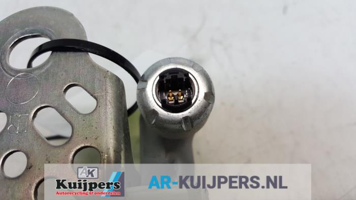 Veiligheidsgordel rechts-voor - Daihatsu Cuore