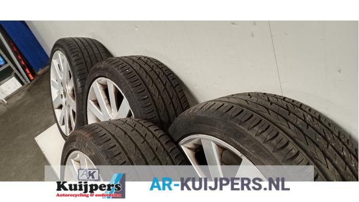 Velgen set + banden - Peugeot 207