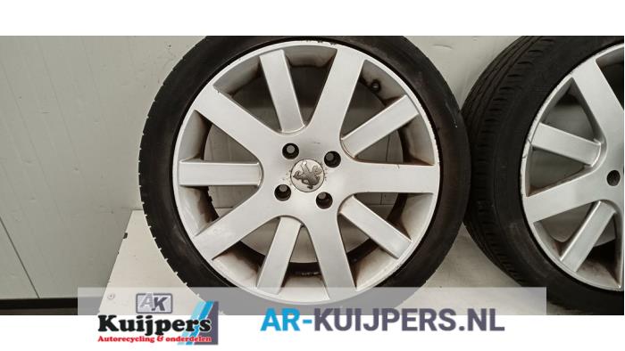 Velgen set + banden - Peugeot 207