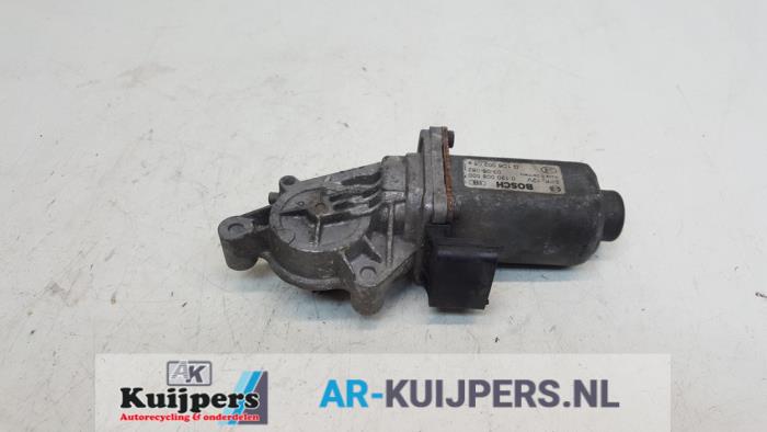 Schakelmotor van een Opel Meriva 1.6 16V 2003