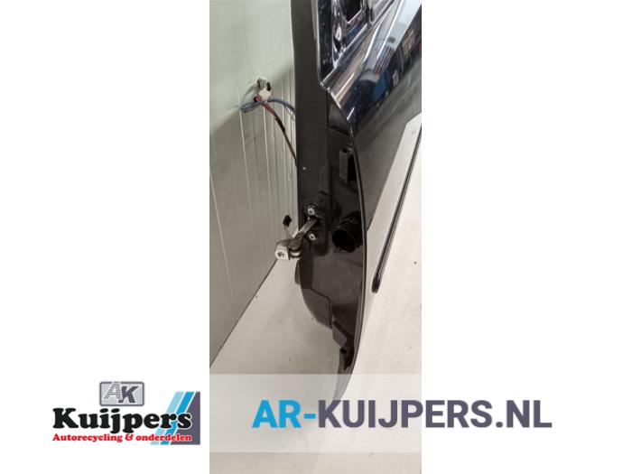 Portier 4Deurs links-voor - Opel Corsa