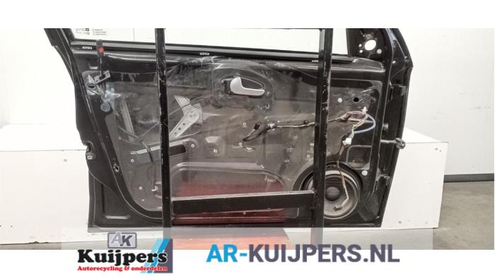 Portier 4Deurs links-voor - Opel Corsa