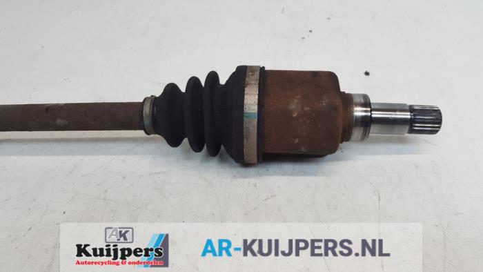 Aandrijfas links-voor - Peugeot 207
