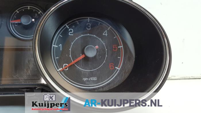 Kilometerteller KM - Fiat Bravo