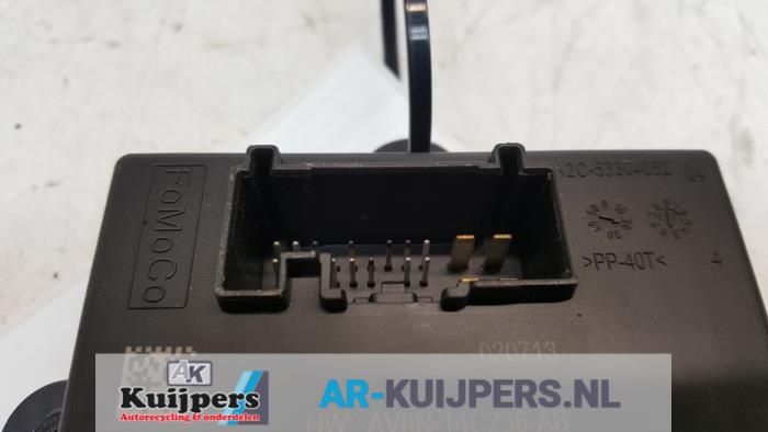 Centrale Deurvergrendelings Module - Ford Focus