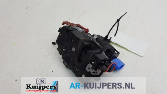 Deurslot Mechaniek 4Deurs links-voor - Skoda Fabia