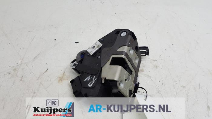 Deurslot Mechaniek 4Deurs rechts-voor - Ford Focus