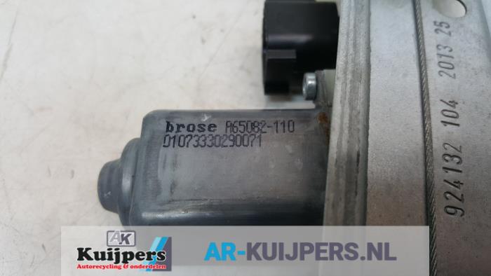 Ruitmechaniek 4Deurs links-achter - Ford Focus