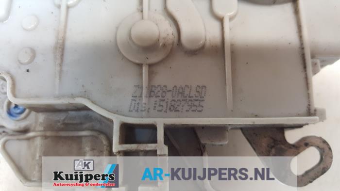 Deurslot Mechaniek 4Deurs rechts-voor - Fiat Bravo