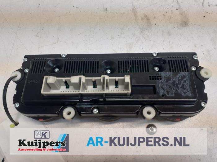 Kachel Bedieningspaneel - Volkswagen Touran