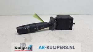 Gebruikte Knipperlicht Schakelaar Peugeot 607 (9D/U) 2.9 V6 24V Prijs € 15,00 Margeregeling aangeboden door Autorecycling Kuijpers