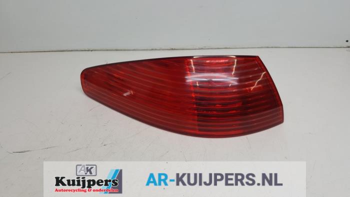 Achterlicht links - Peugeot 607