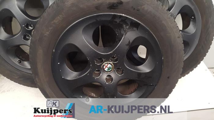 Velgen set + banden - Alfa Romeo 147