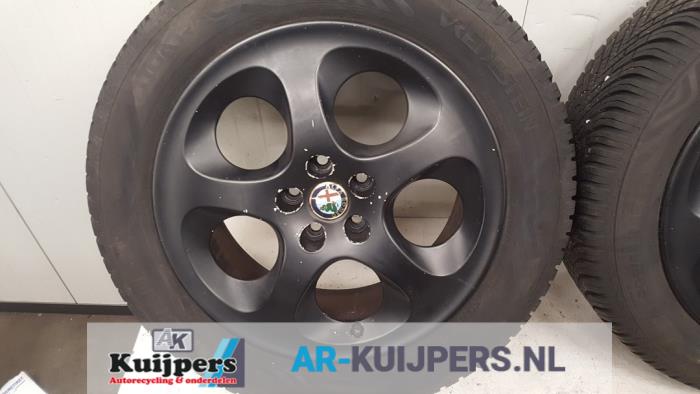 Velgen set + banden - Alfa Romeo 147