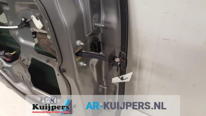 Portier 4Deurs links-achter - Cadillac BLS