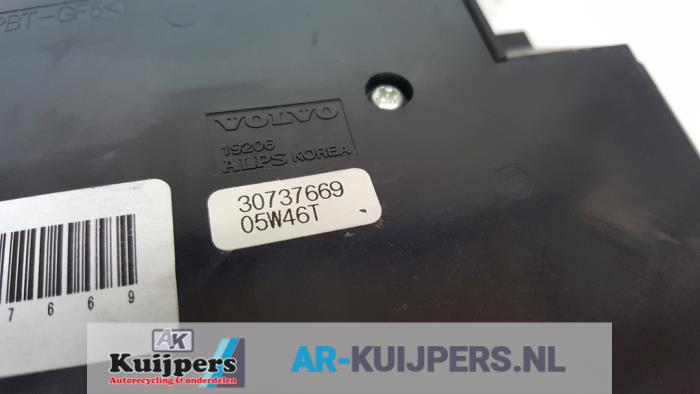 Kachel Bedieningspaneel - Volvo V50