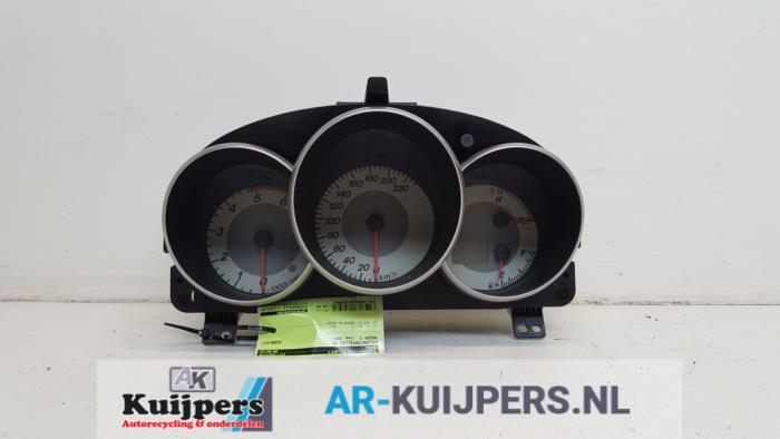 Kilometerteller KM - Mazda 3.