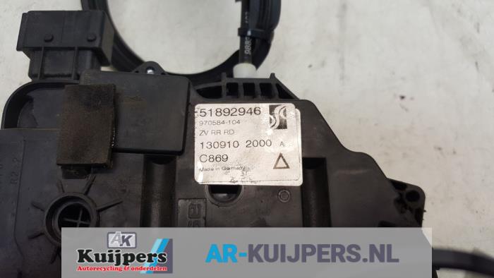 Deurslot Mechaniek 4Deurs rechts-achter - Fiat Punto Grande