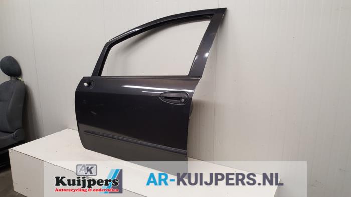 Portier 4Deurs links-voor - Fiat Punto Grande
