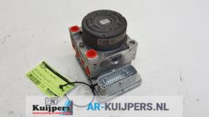 Gebruikte ABS Pomp Peugeot 208 I (CA/CC/CK/CL) 1.4 HDi Prijs € 95,00 Margeregeling aangeboden door Autorecycling Kuijpers