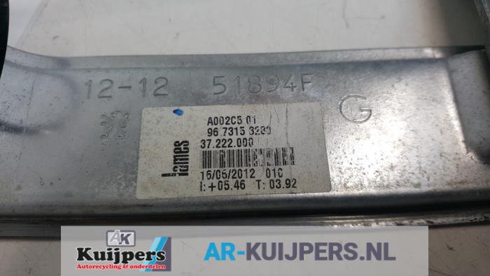 Ruitmechaniek 4Deurs links-voor - Peugeot 208