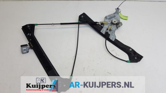 Ruitmechaniek 4Deurs links-voor - Cadillac BLS