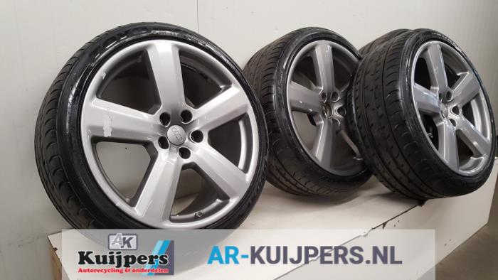 Velgen set + banden - Audi RS6