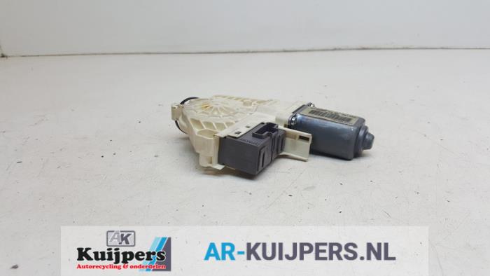 Motor portierruit van een Land Rover Range Rover Sport (LS) 4.4 V8 32V SE 2008