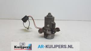 Gebruikte Vacuumpomp (Benzine) Landrover Range Rover Sport (LS) 4.4 V8 32V SE Prijs € 75,00 Margeregeling aangeboden door Autorecycling Kuijpers