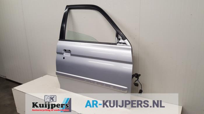 Portier 4Deurs rechts-voor - Mitsubishi Pajero
