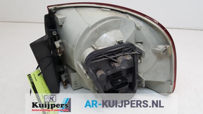 Achterlicht links - Volkswagen Touareg