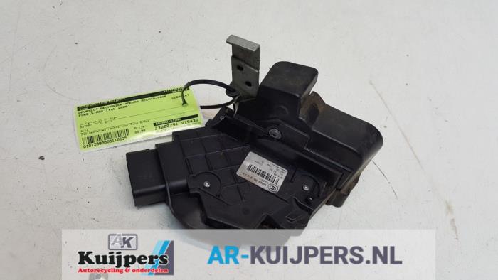 Slotmechaniek Portier 4Deurs rechts-voor van een Ford S-Max (GBW) 2.0 TDCi 16V 140 2009